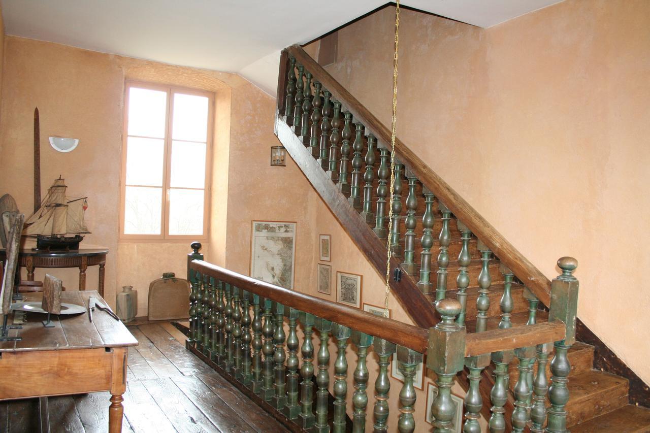 Chateau Manoir De La Leche Touvre Екстериор снимка