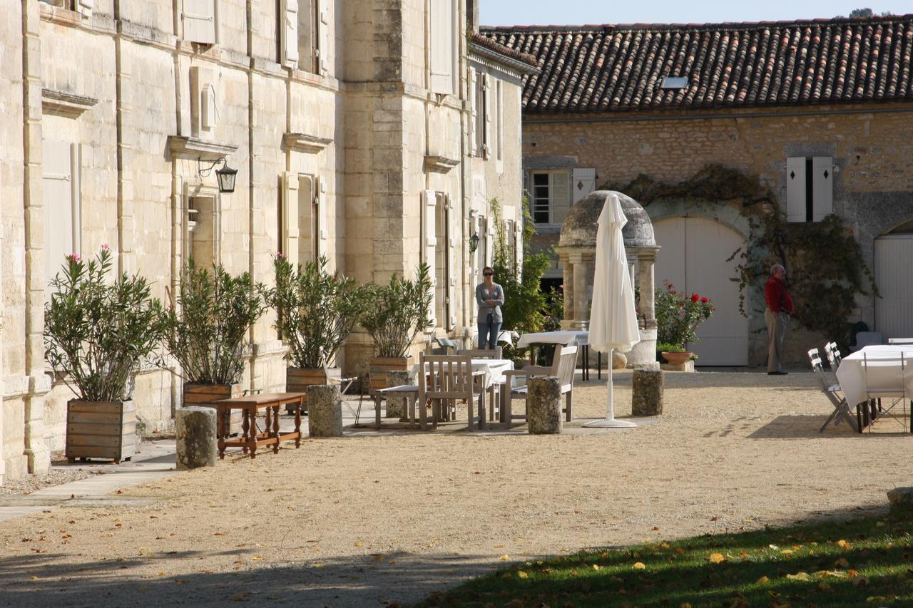 Chateau Manoir De La Leche Touvre Екстериор снимка
