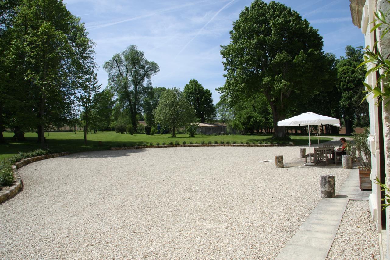 Chateau Manoir De La Leche Touvre Екстериор снимка